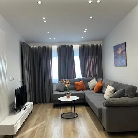 Apartment Seascape *